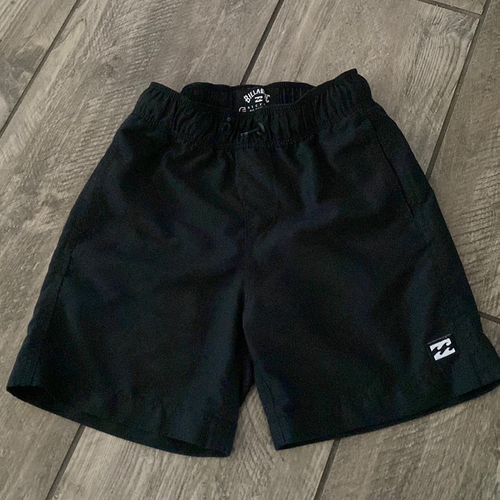 Billabong swim shorts size 5